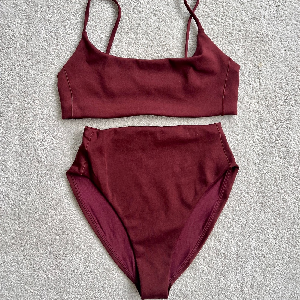 Left on Friday Pool Days Top & Hi Hi Bottoms Bikini Set | Sz Medium